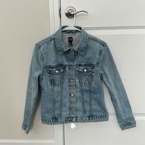 GAP Vintage Women's Denim Jacket | Medium Wash | Size Medium